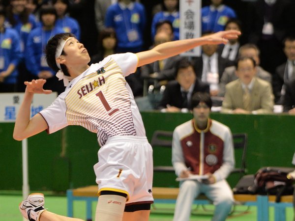 石川祐希(バレー)の中学高校大学､最高到達点は？家族もすごい