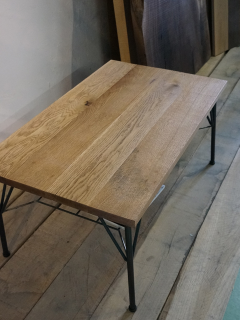 ≪ローテーブル≫【無垢オーク×鉄脚 ラック仕様/ラフ仕上げ/アイアン