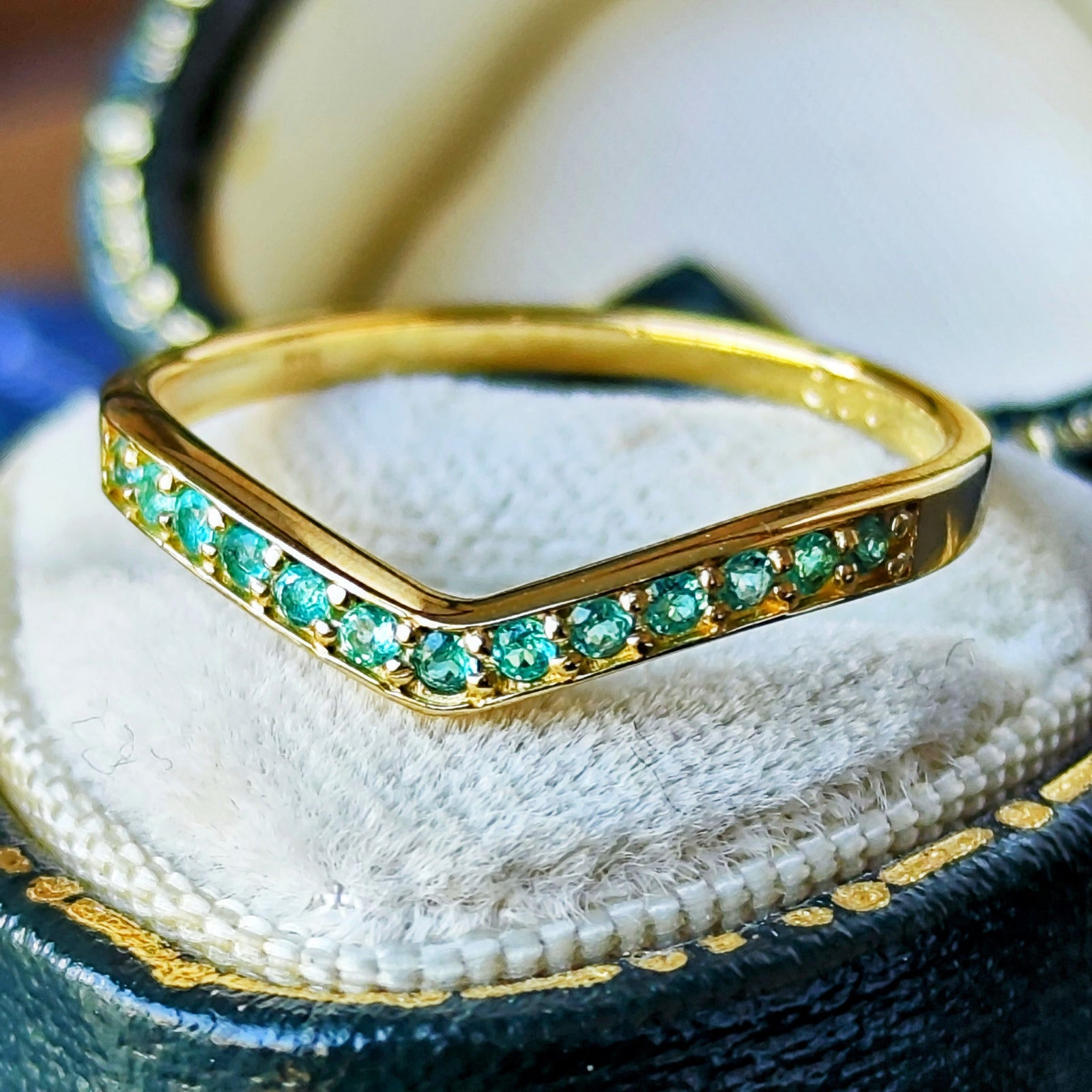 天然パライバトルマリン ハーフエタニティリング 18金 – Mico宝飾店