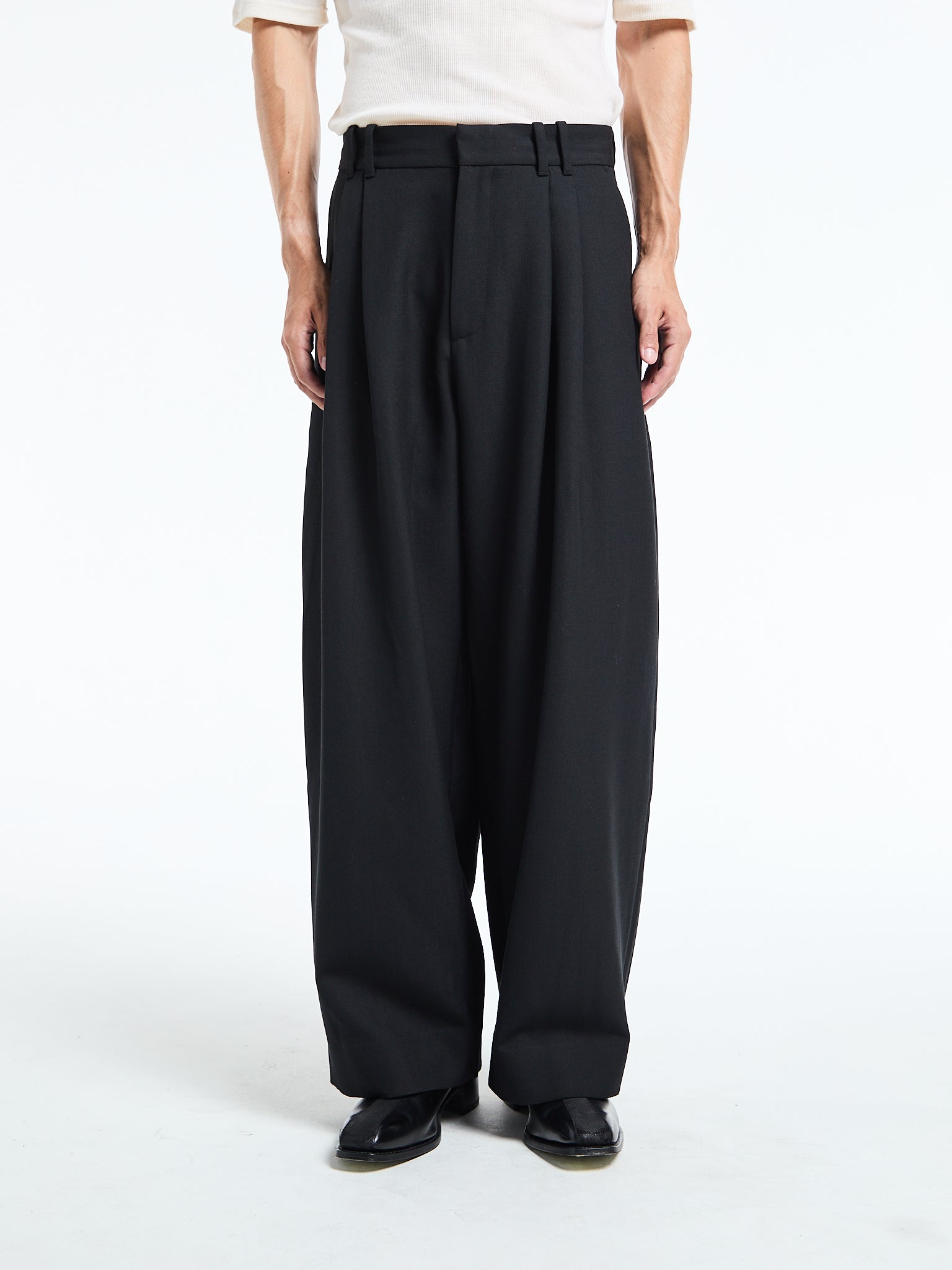 S.NICHOLSON_5056602254223_2.