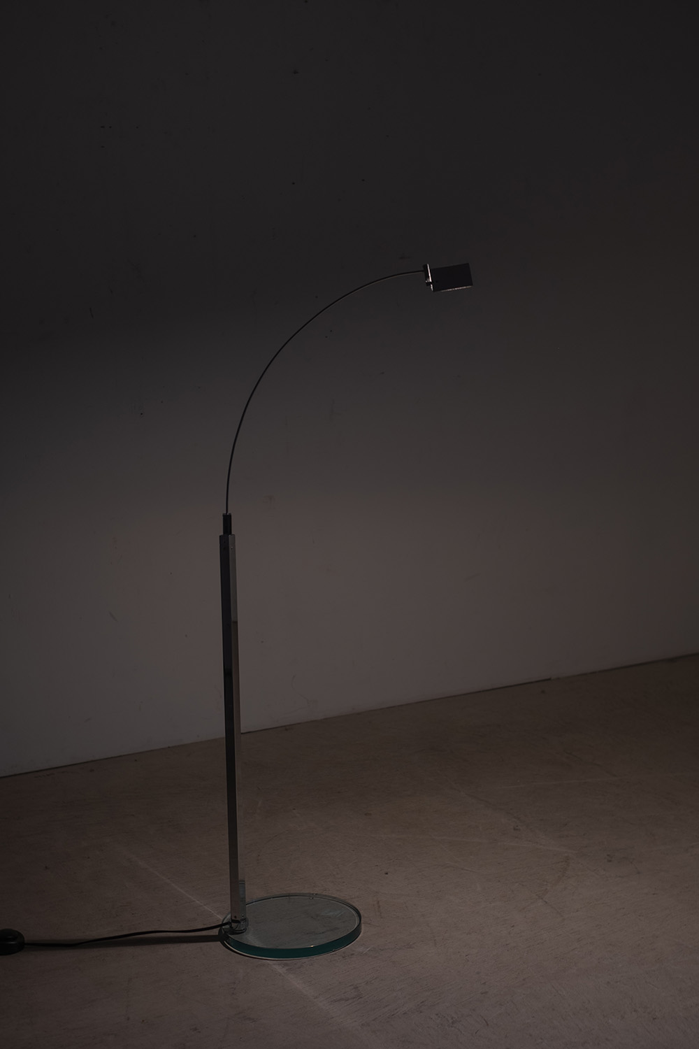 ヤマギワ購入 FontanaArte 廃番 PAROLA フロアランプ 未使用品