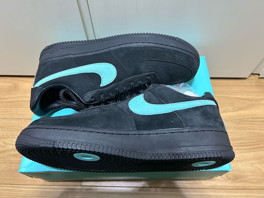 ティファニー × ナイキ エアフォース1 ロー 