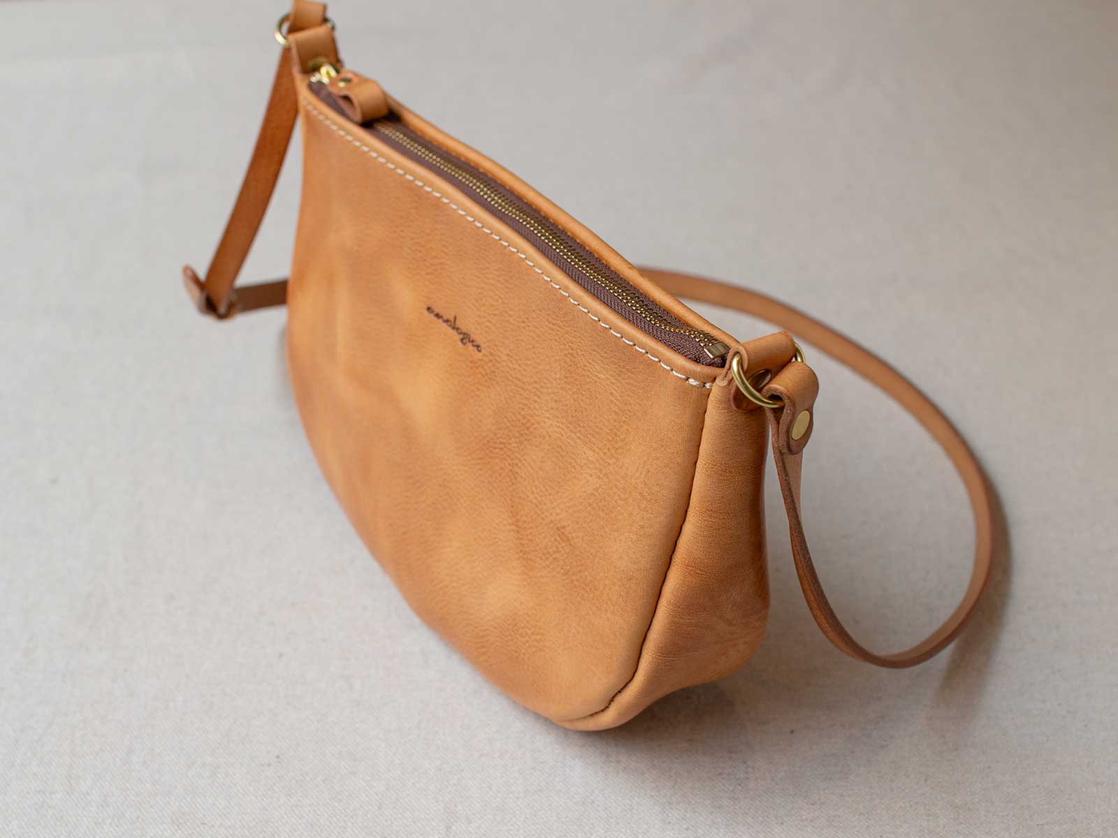 月型ショルダー |analogico（アナロジコ）