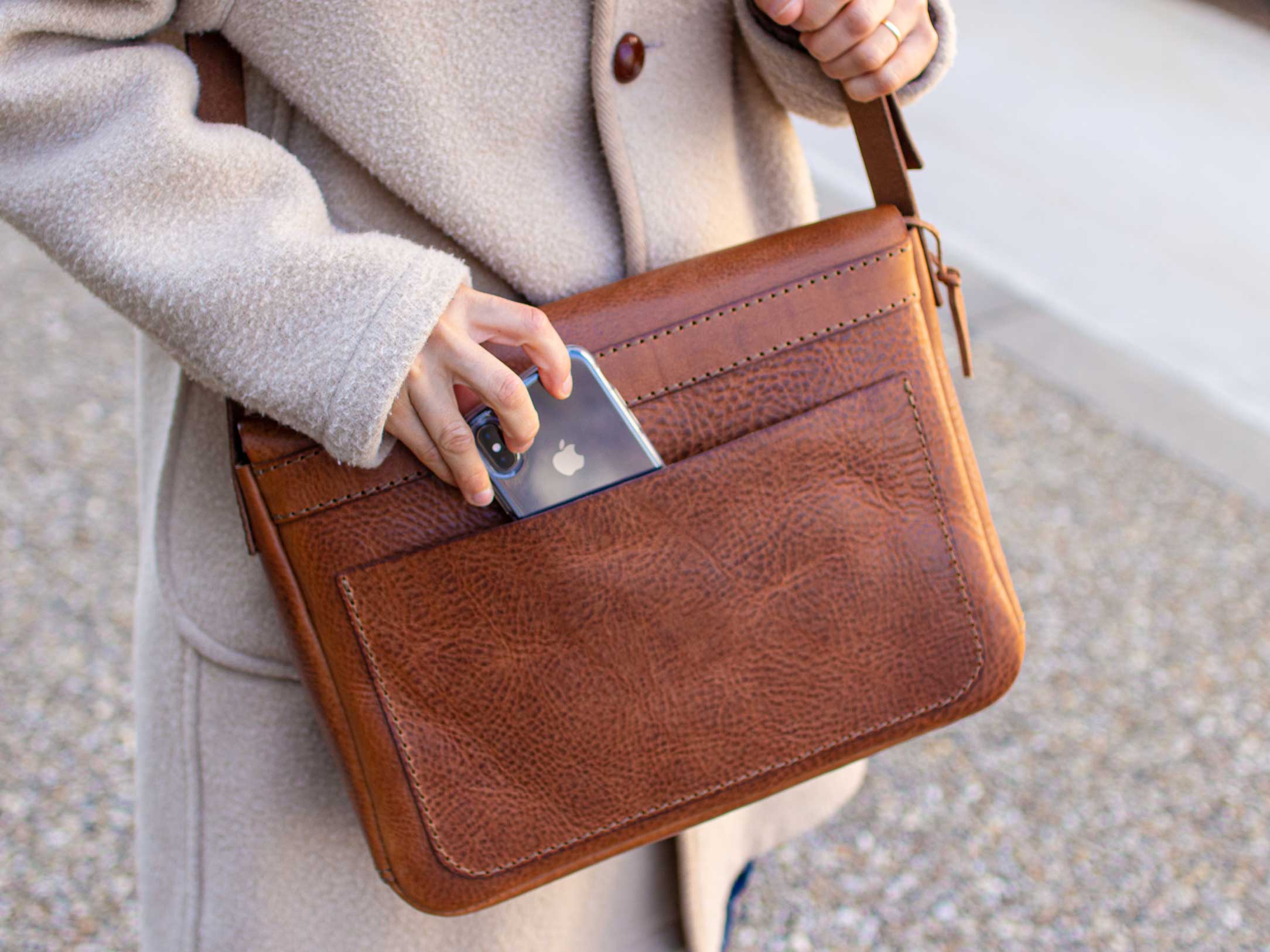 フラップショルダー |analogico（アナロジコ）