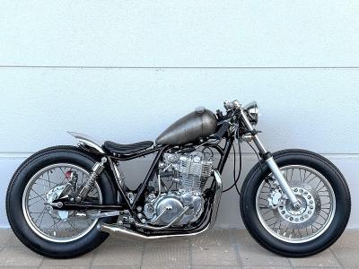 セパレートハンドル用トップブリッジI SR400/500 / 2％er オフィシャル