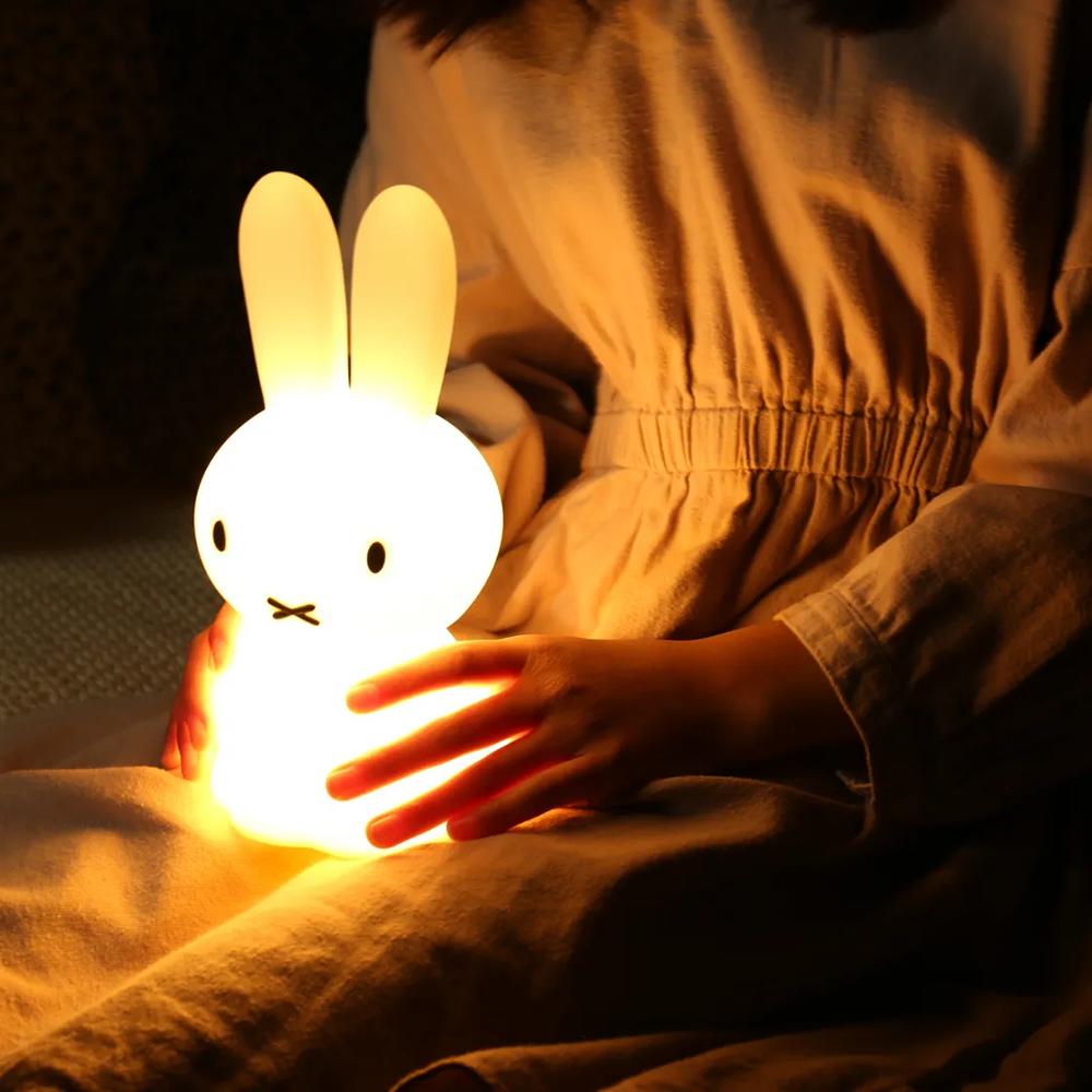 miffy shines 22cm 立ち姿のミッフィーのランプ ブランド：MrMaria -の