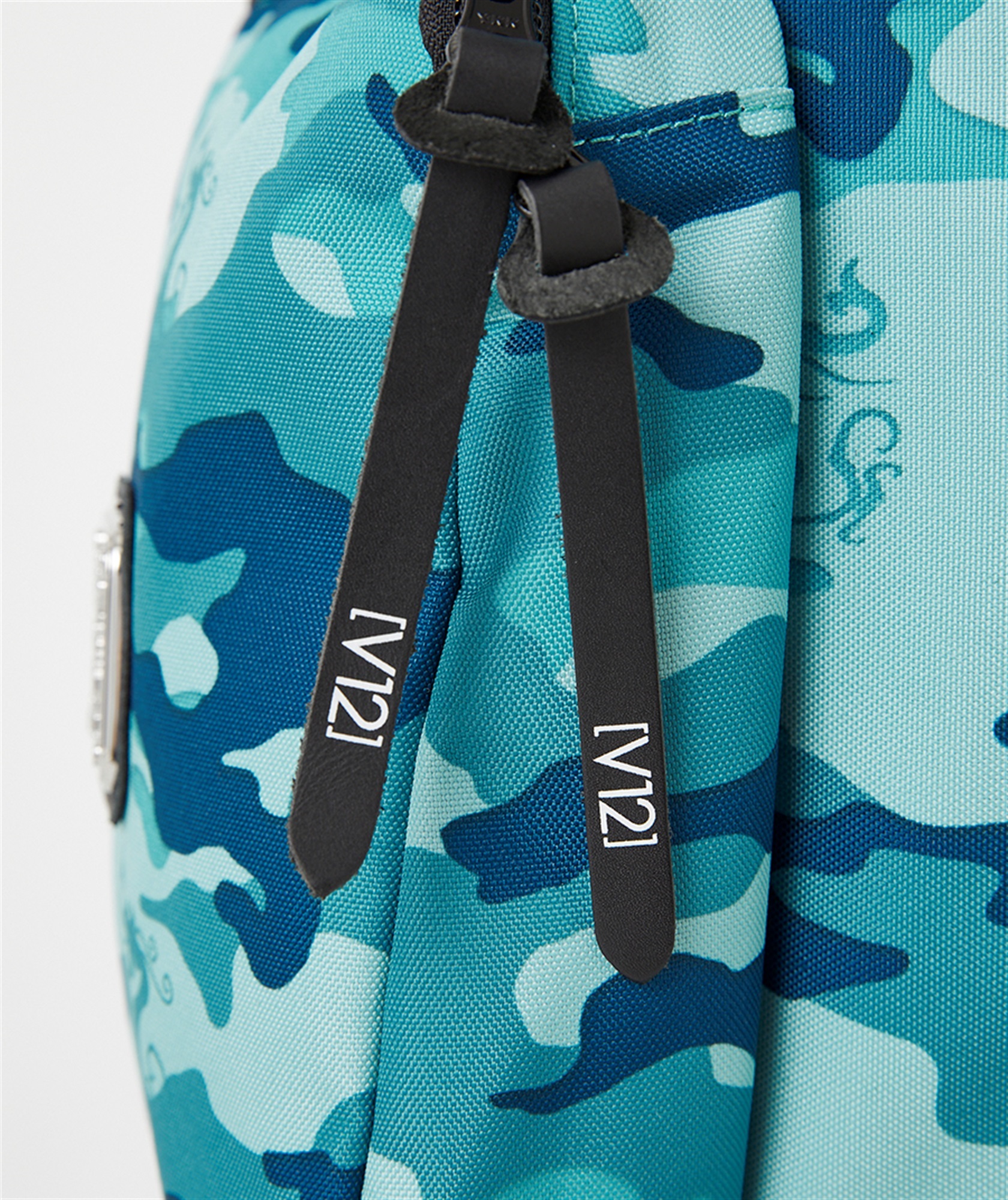 V12コラボカモフラキャディバッグ | DANCE WITH DRAGON | ウィッツ公式