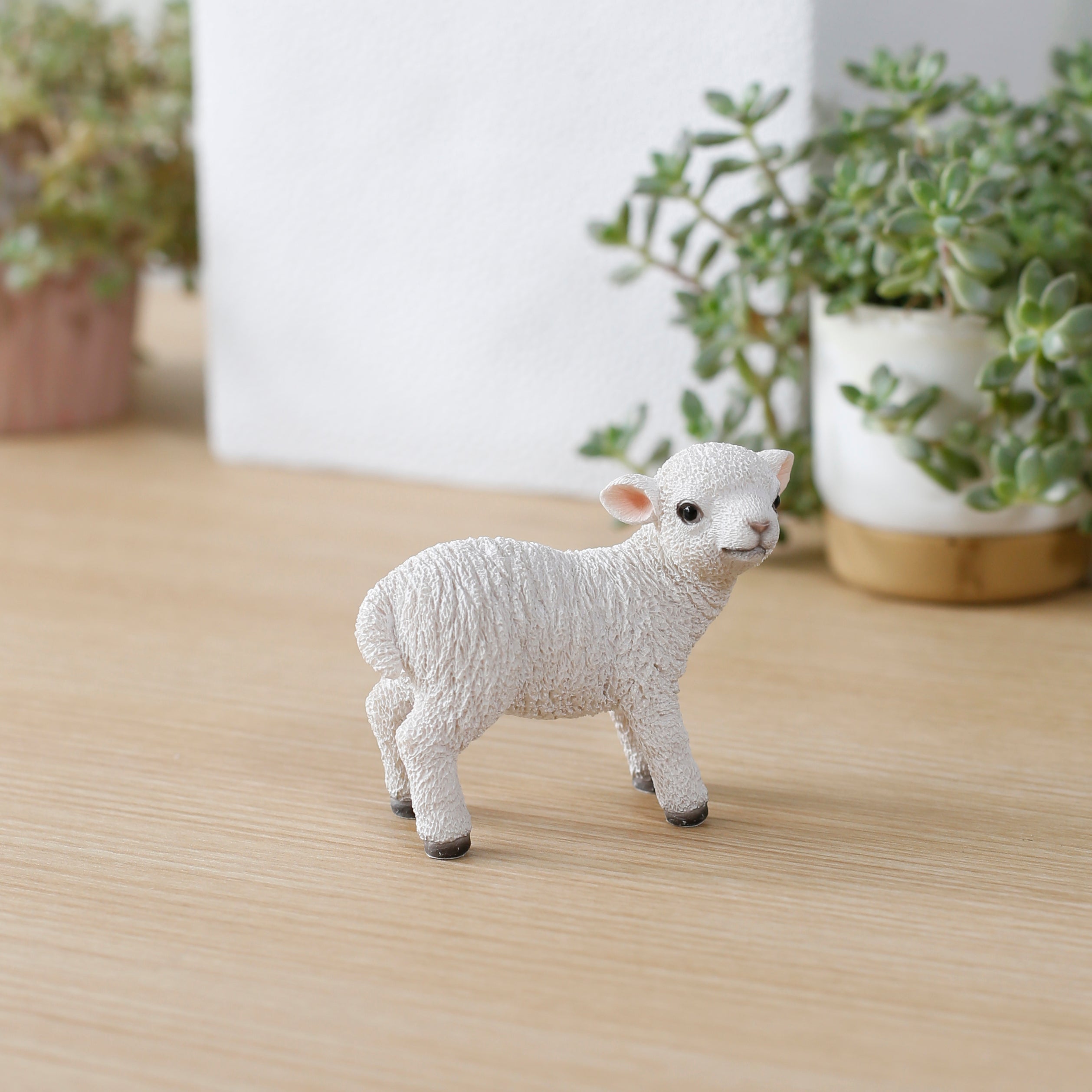 右向きに立つ羊（小）｜WooBia公式オンラインショップ – WooBia