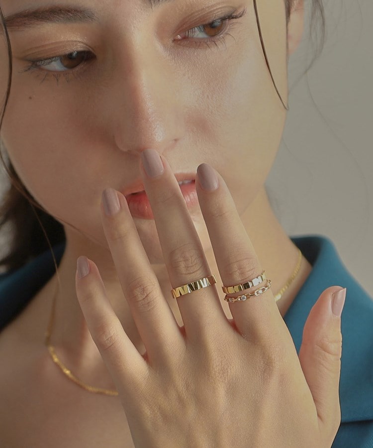 K18スクエア連続 リング（リング） | COCOSHNIK（ココシュニック