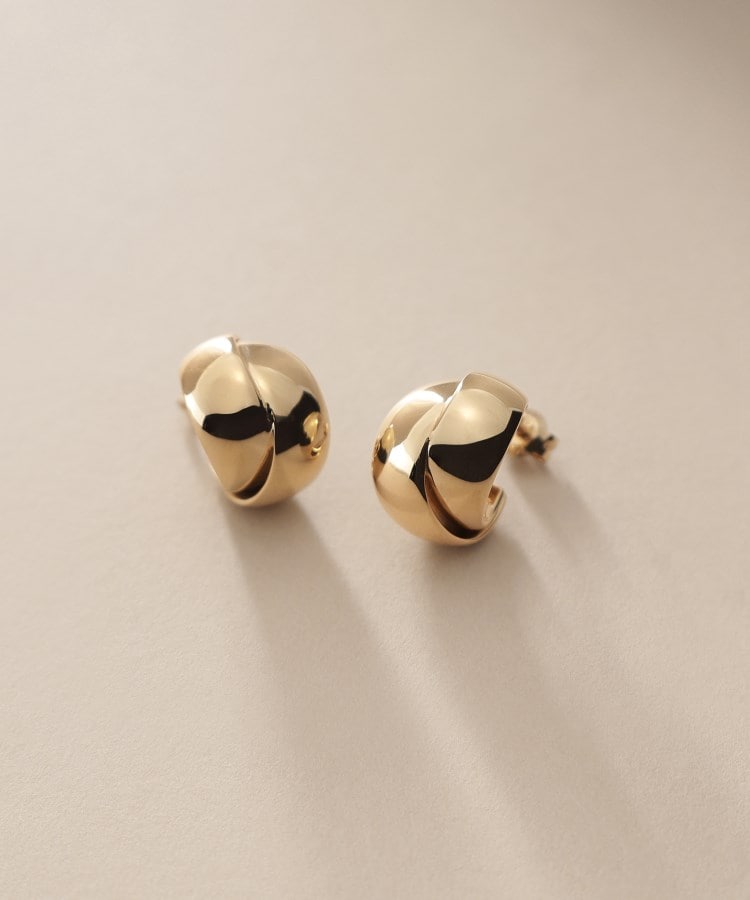 K10フォールディング フープピアス（ピアス） | COCOSHNIK（ココシュ