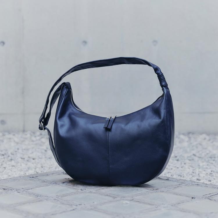 牛革使用】リアルレザーラウンドショルダーバッグ（ショルダーバッグ