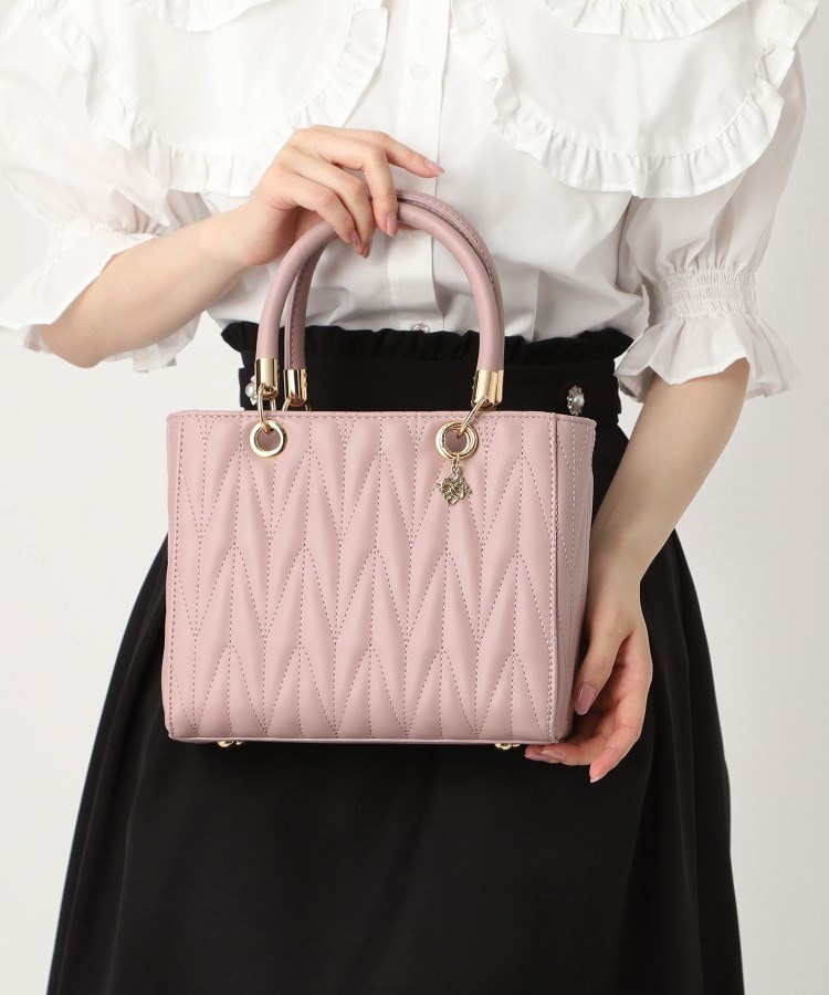 チャーム付きキルティング2WAYバッグ（ハンドバッグ） | Ober Tashe