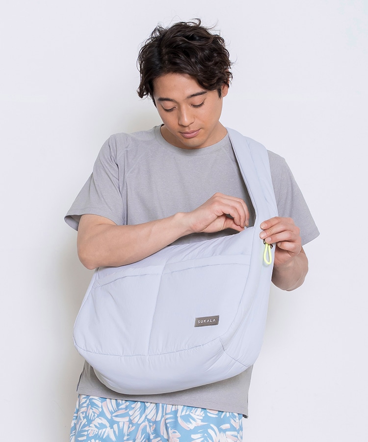 SUKALA】シャーリングボディバッグ(アイスブルー・ブラック): ヨガ