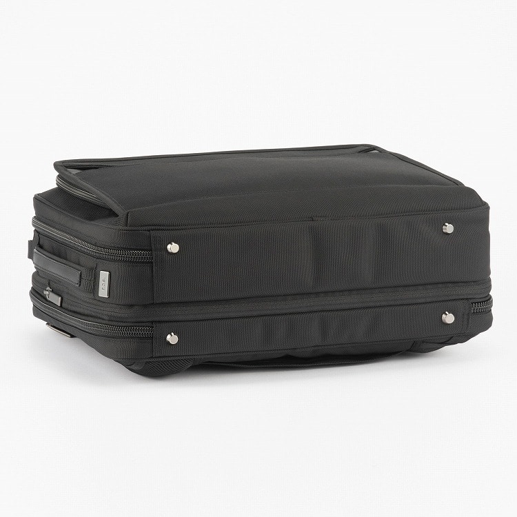 ace.／エース EVL-4.0 3WAY 2気室 エキスパンダブル B4 15.6インチPC