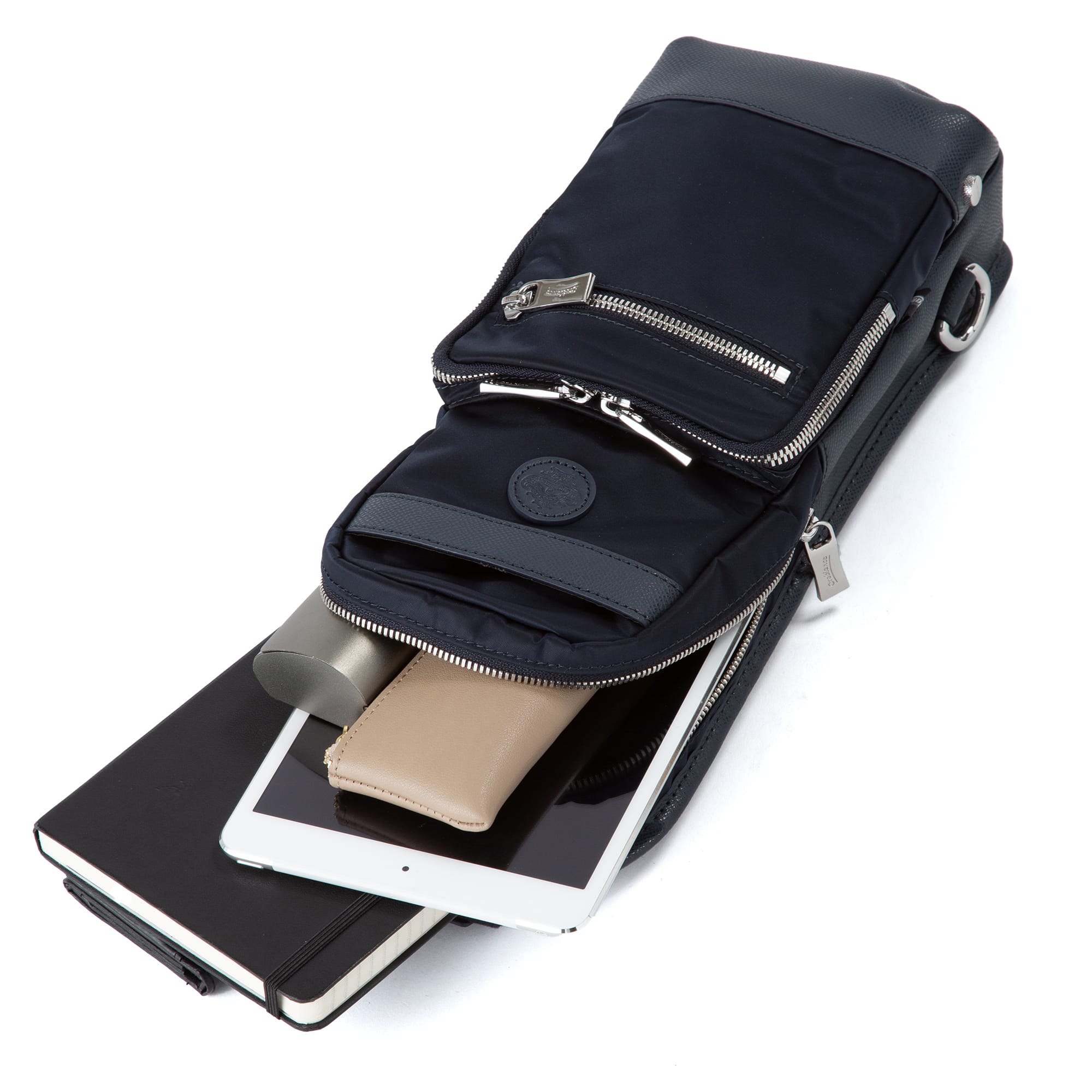 Orobianco／オロビアンコ ソロペルテ ボディバッグ 3L 550g 92956(01