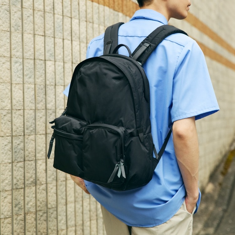 UNTRACK CITY/DS デイパックM 60215(01：ブラック): UNTRACK｜エース