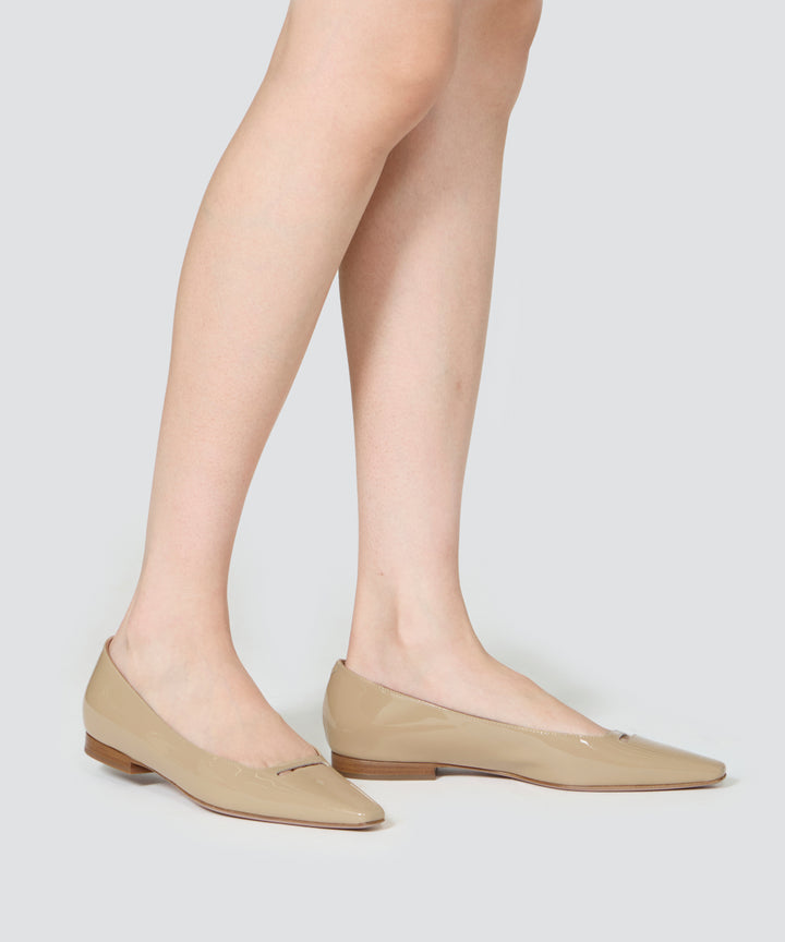 PELLICO | アネッリソレッラ エナメル パンプス 1.0cm BEIGE - アマン