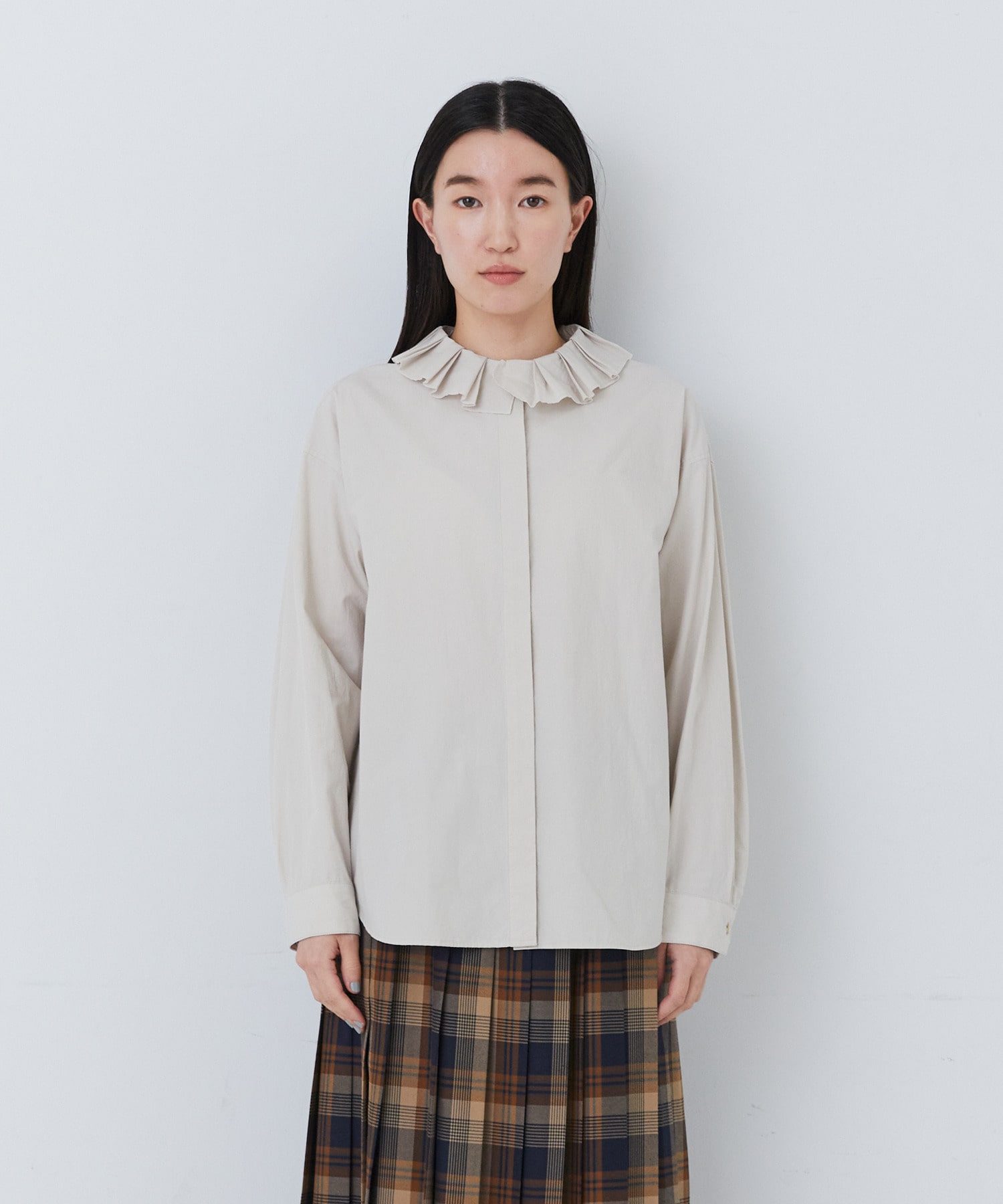 タイプライターフリルシャツ｜BIGI online store - ビギ オンラインストア