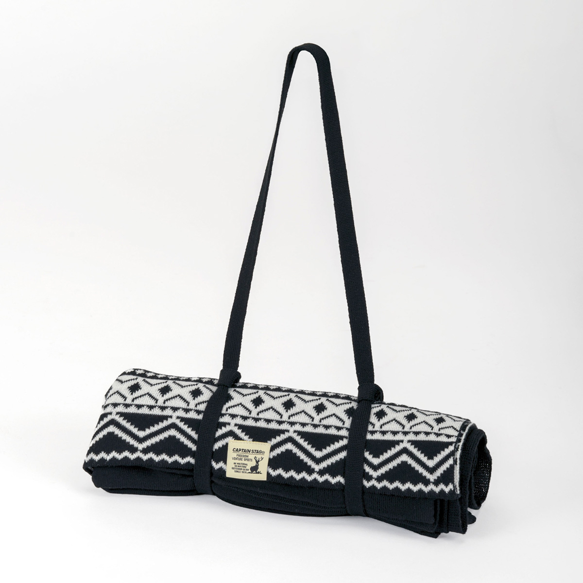 ブラックラベル難燃ニットポンチョ（ブラック） -キャプテンスタッグ