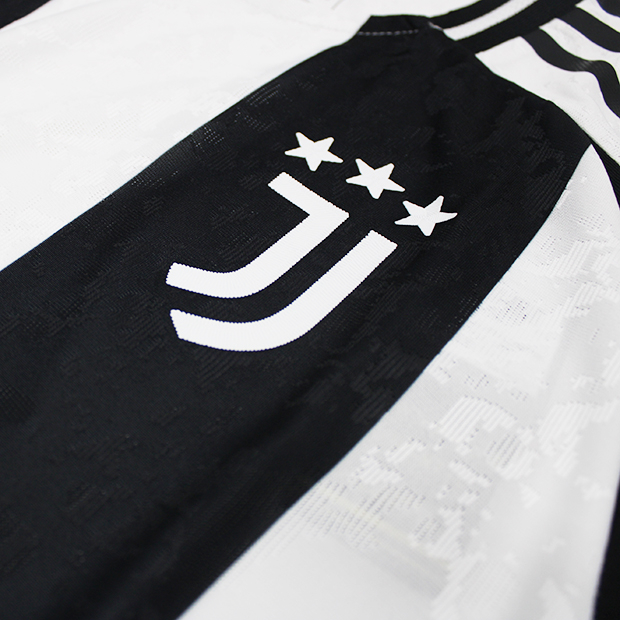 ユベントス 24-25 ホーム 半袖オーセンティックユニフォーム 10.ケナン