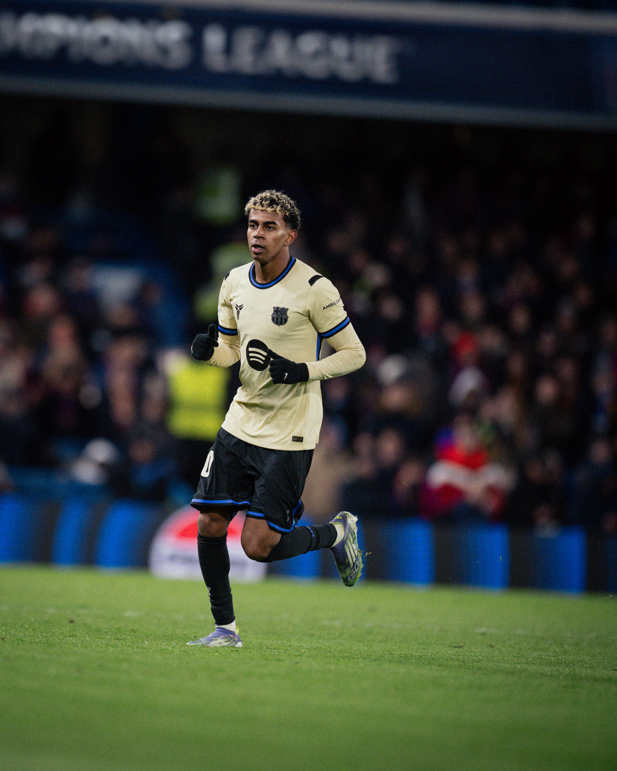 アウェイキット – Barça Official Store