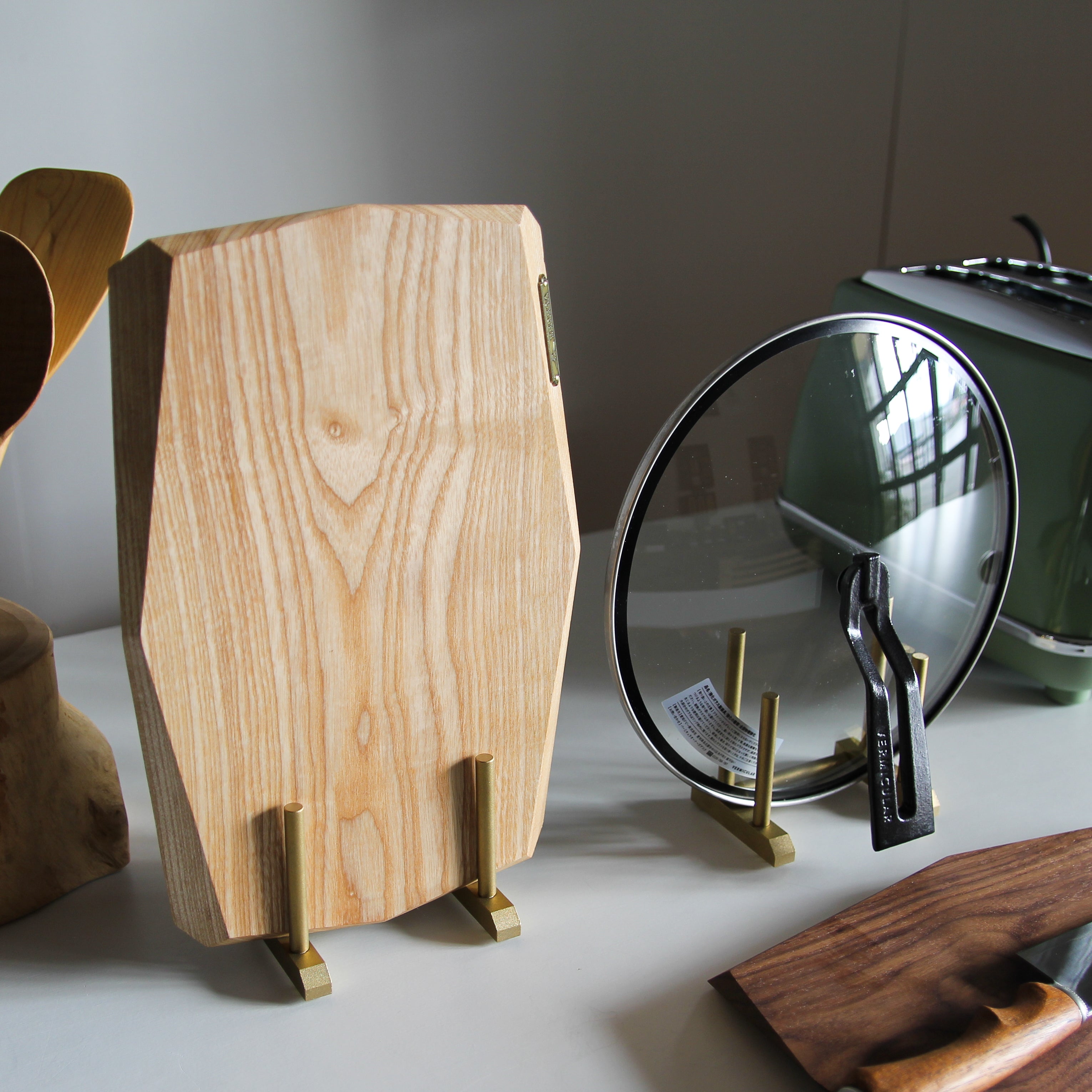 Brass Board Stand 真鍮製ボードスタンド