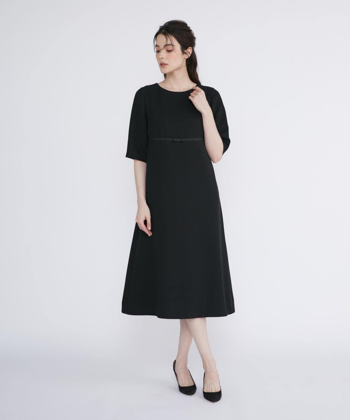 WEB限定》ブラックフォーマルワンピース｜Maglie le cassetto