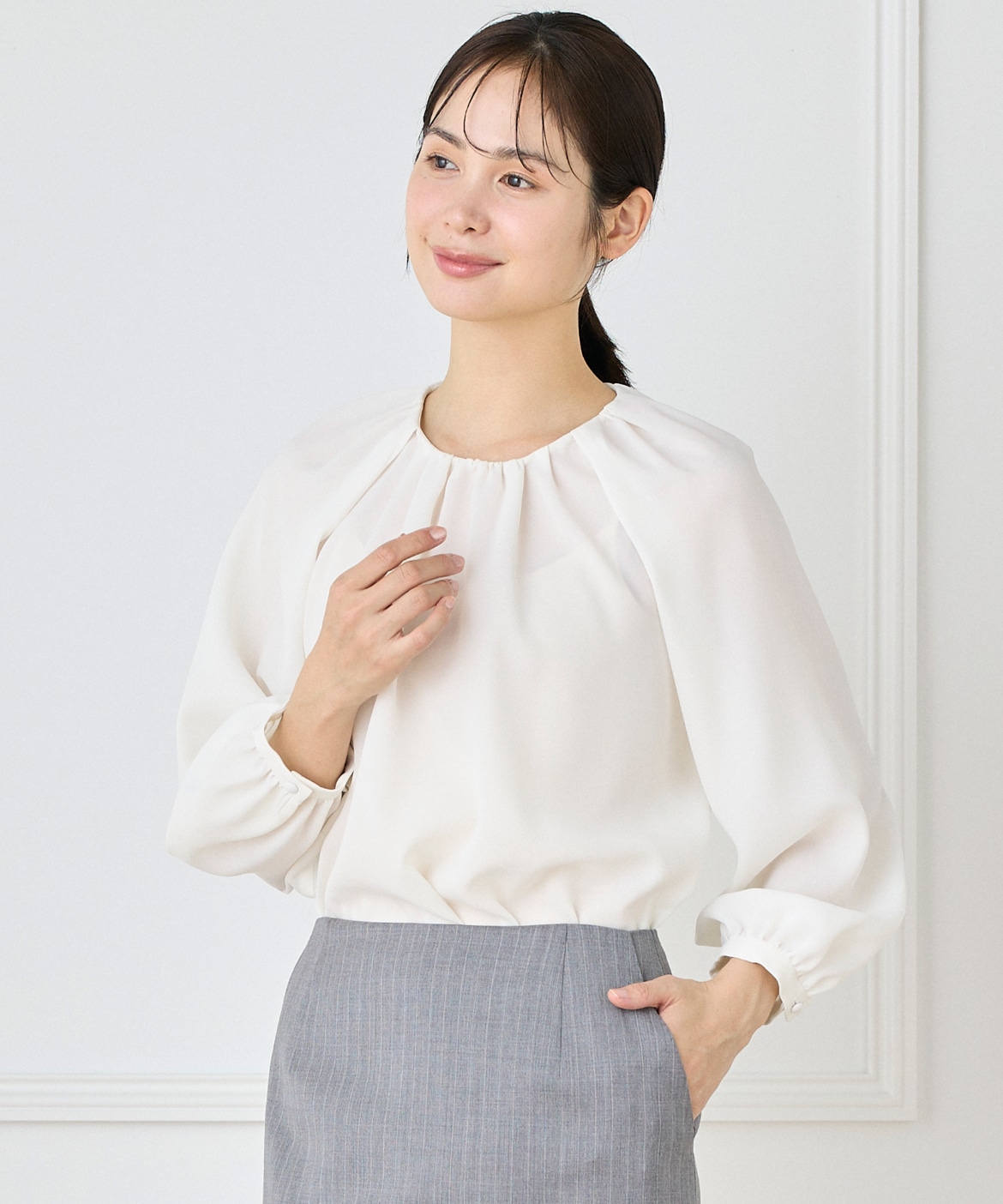タックギャザーブラウス ｜INED（イネド）｜フランドル（FLANDRE