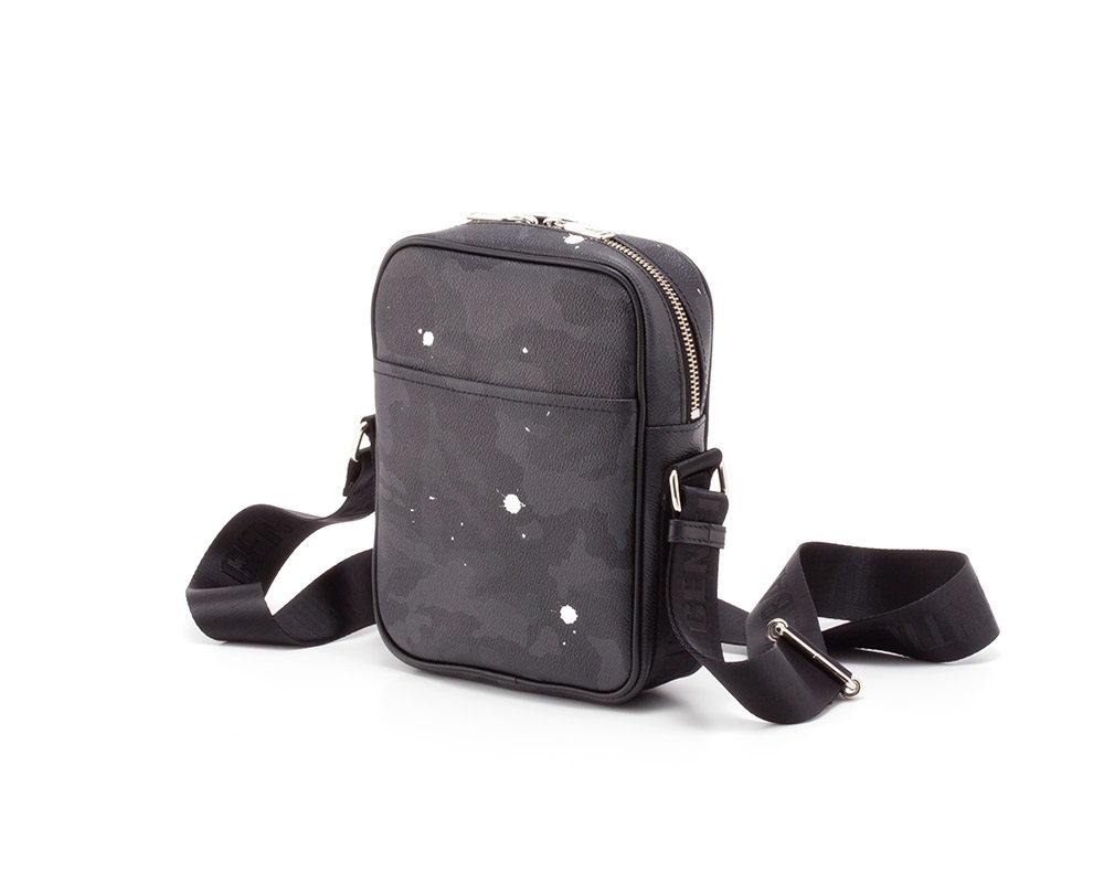 GENTIL BANDIT クロスボディバッグ ブラックカモ|GENTIL BANDIT 公式