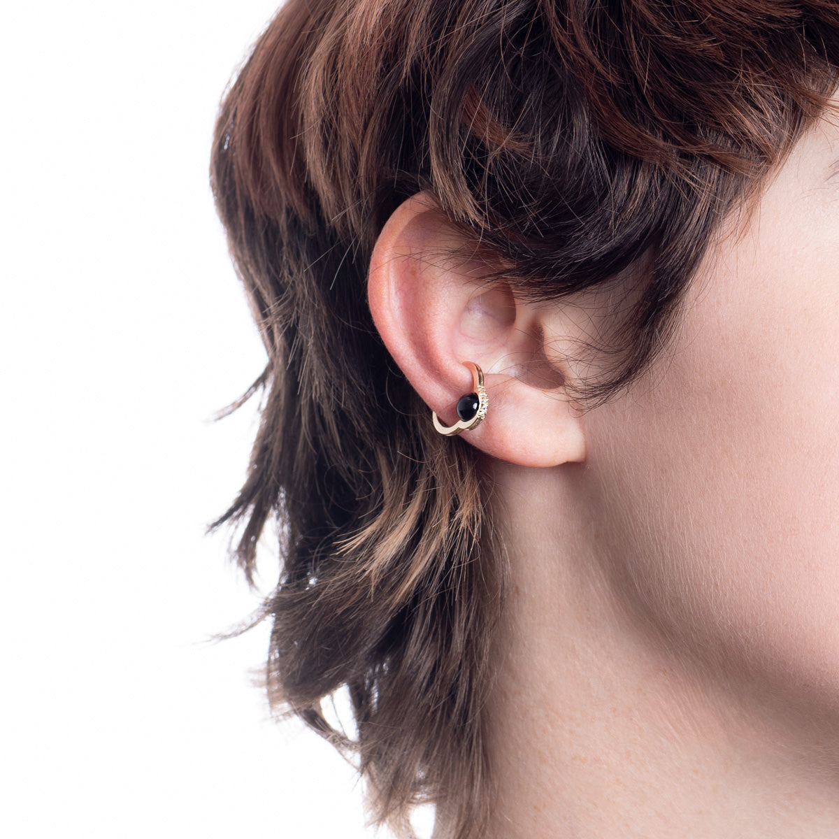 Mini BELUGA ダイヤモンド オニキス イヤーカフ