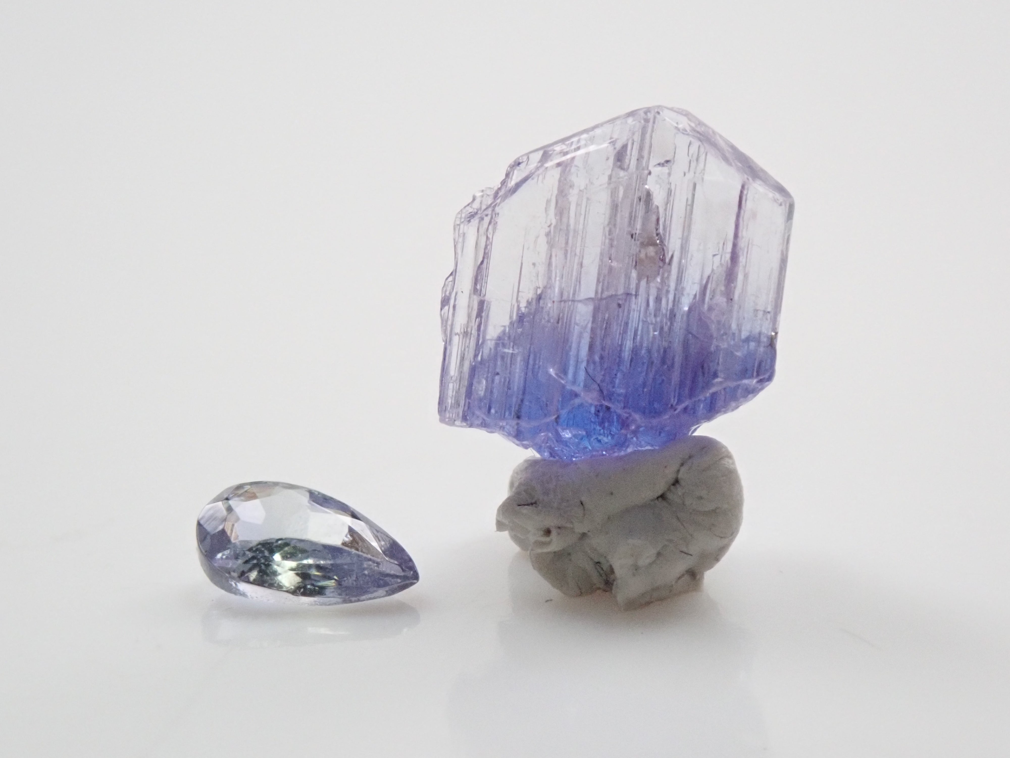 バイカラーゾイサイト（バイカラータンザナイト） - 通販｜宝石鑑定士