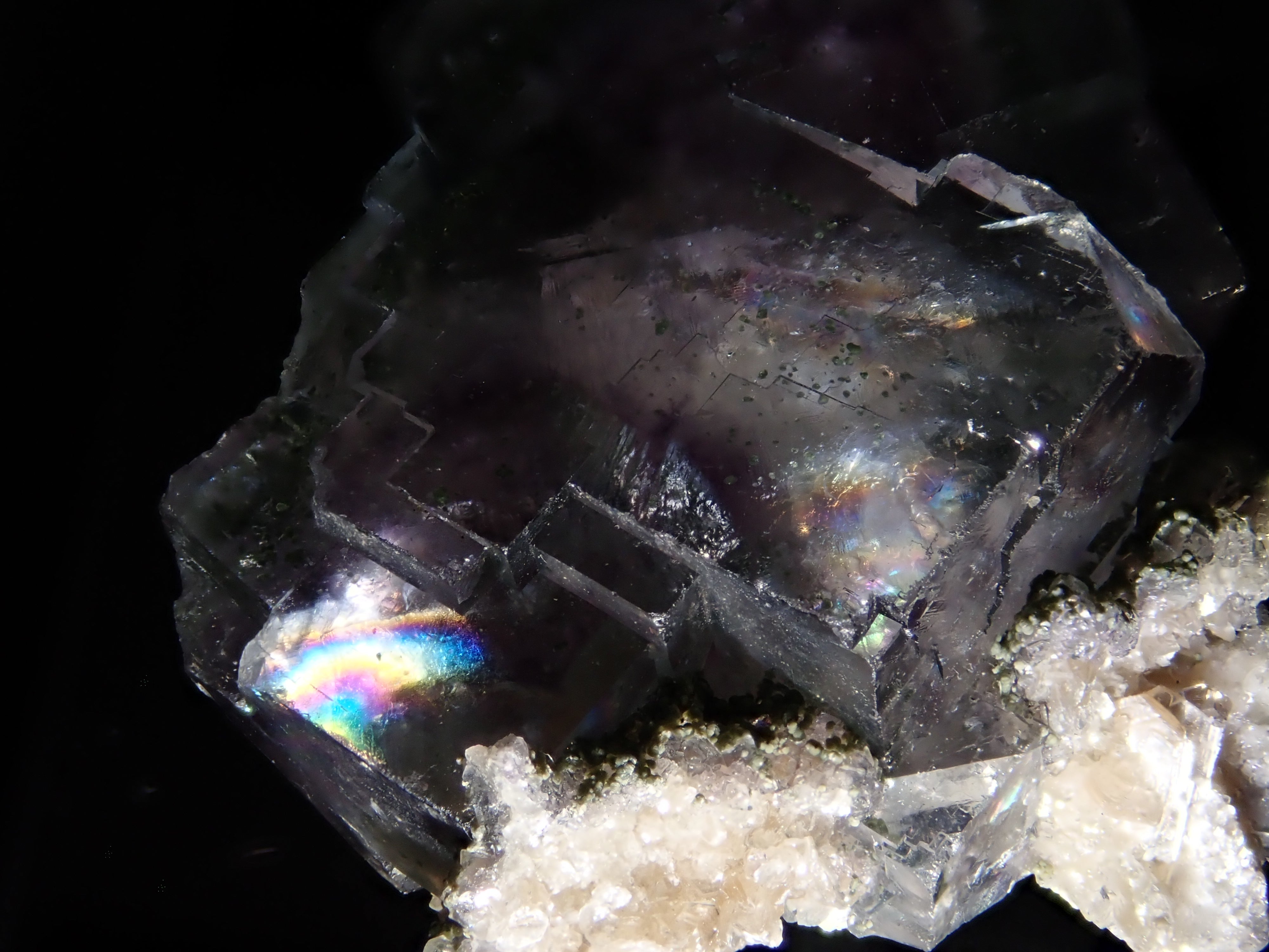 フローライト 72.518ct原石