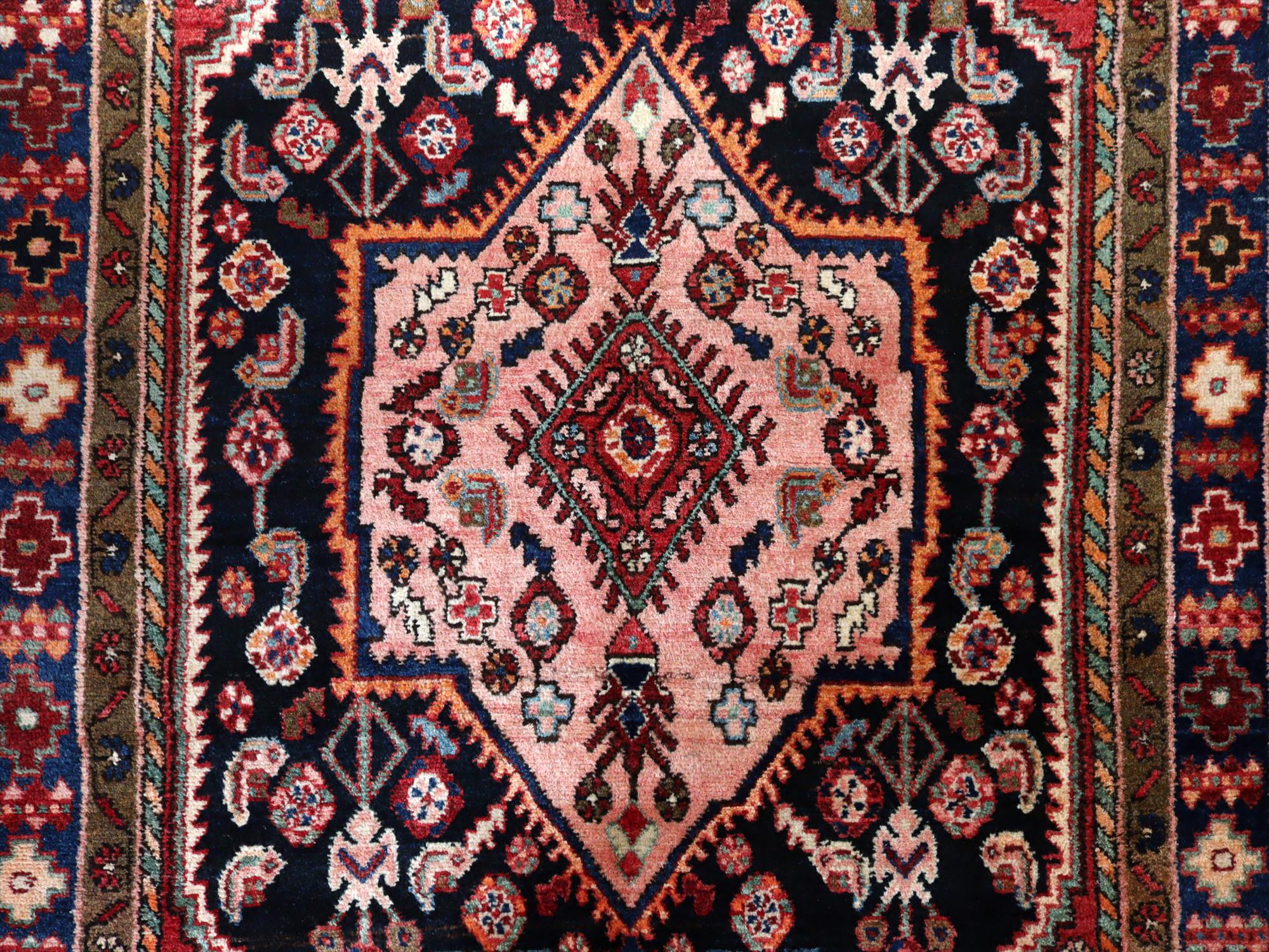 キリムスタイル / トライバルラグ・オールドカーペット/シラーズ