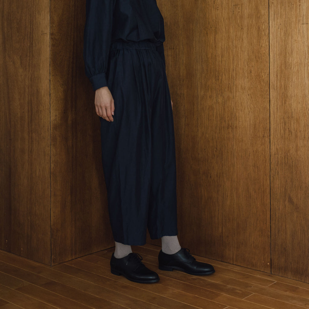 わたしたちらしい、大人のかわいらしさ」ブラウス＋サルエルパンツの