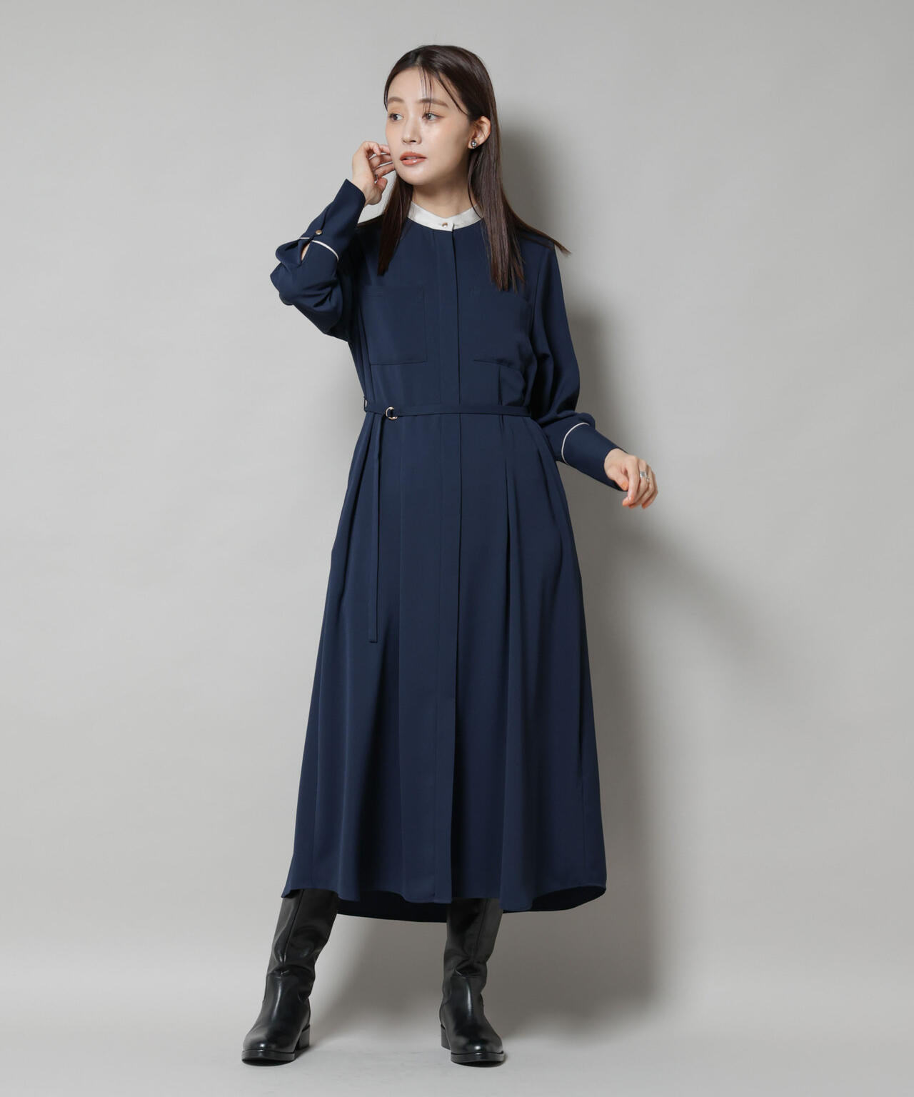 スタンドバイカラー ベルト付き ワンピース