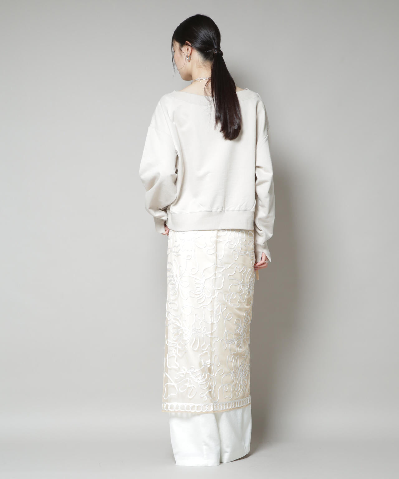 Sara mallika / TULLETAPEEMBROIDERY WRAP SKIRT