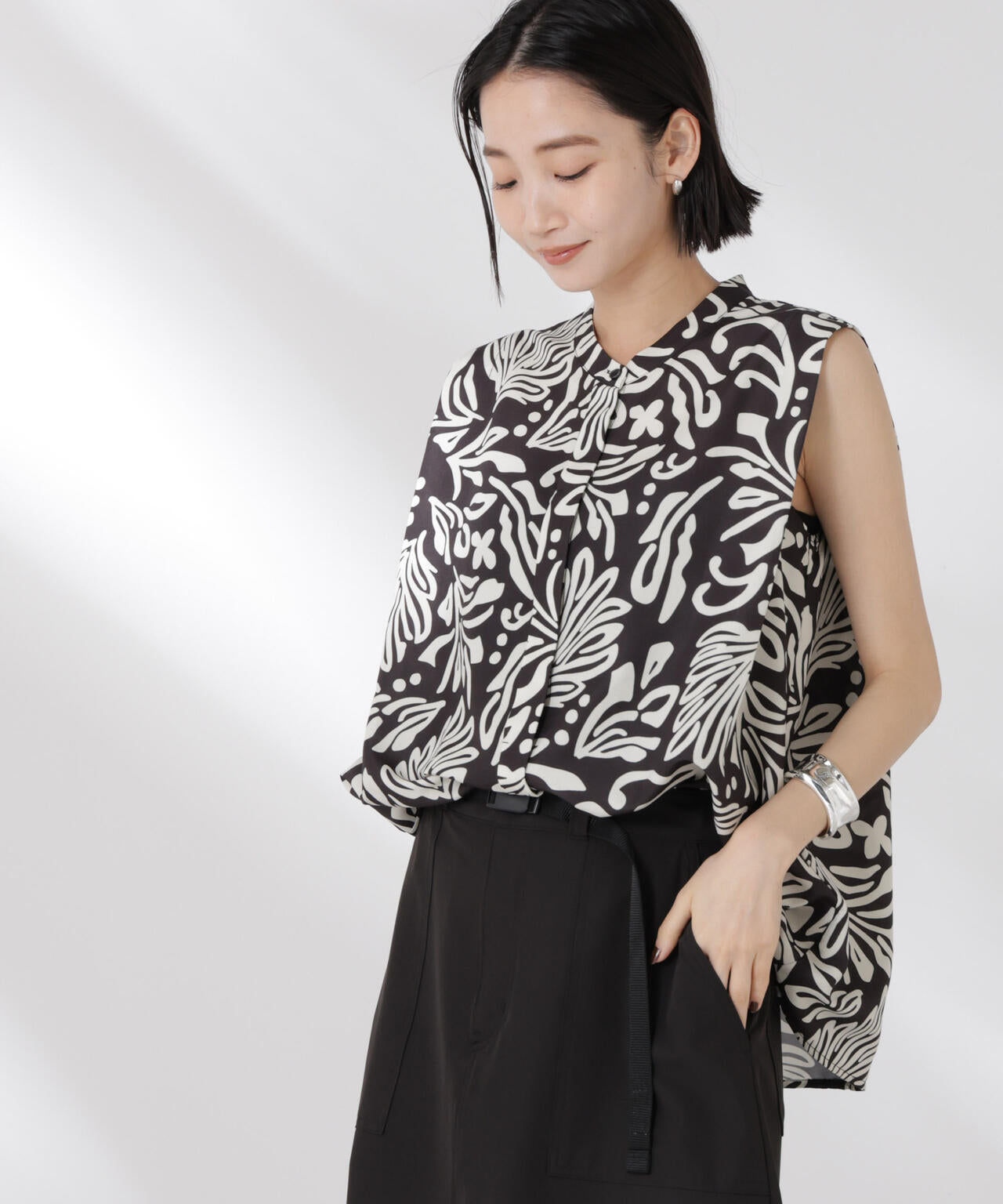 ボタニカル プリント ノースリーブ フレア ブラウス ( セットアップ 可)