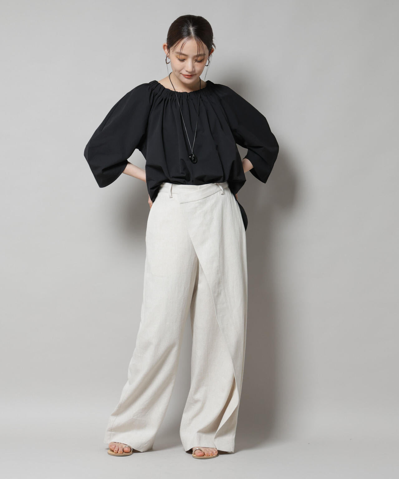 ボリューム ギャザータック スリーブ ブラウス