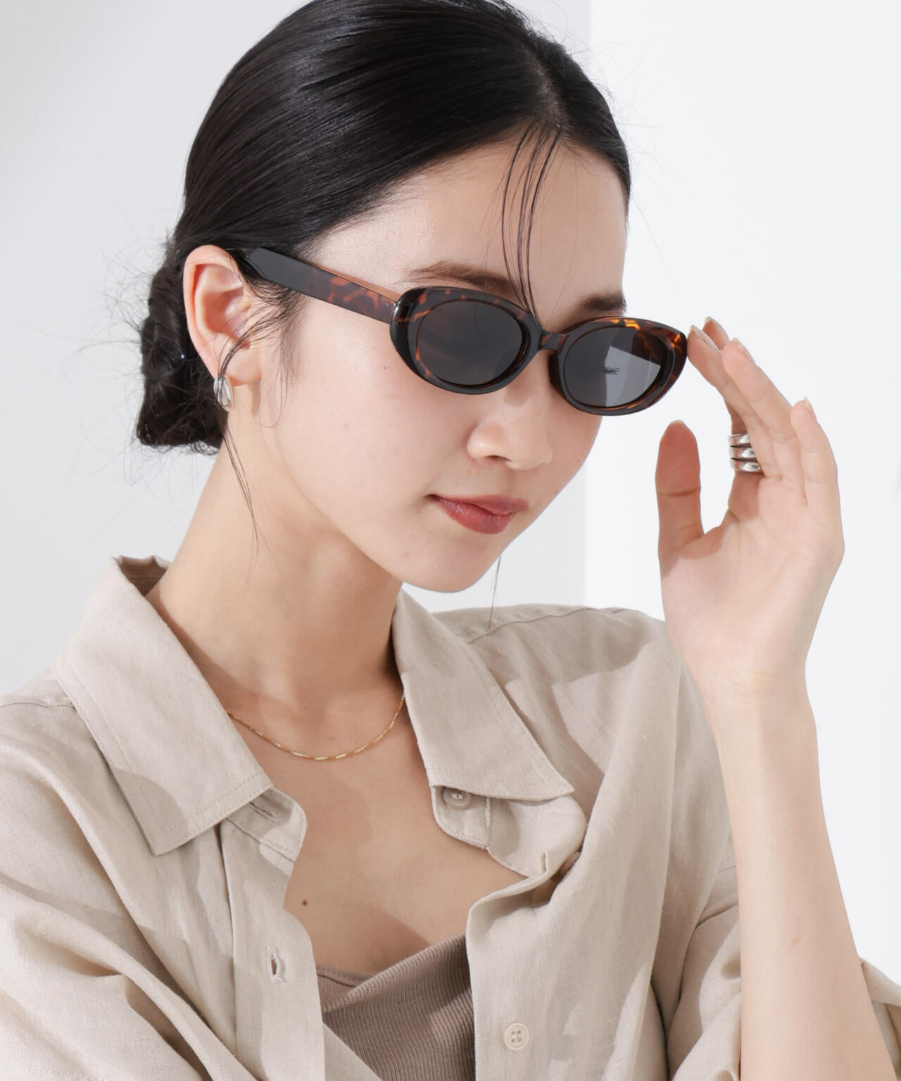 オーバル型 サングラス