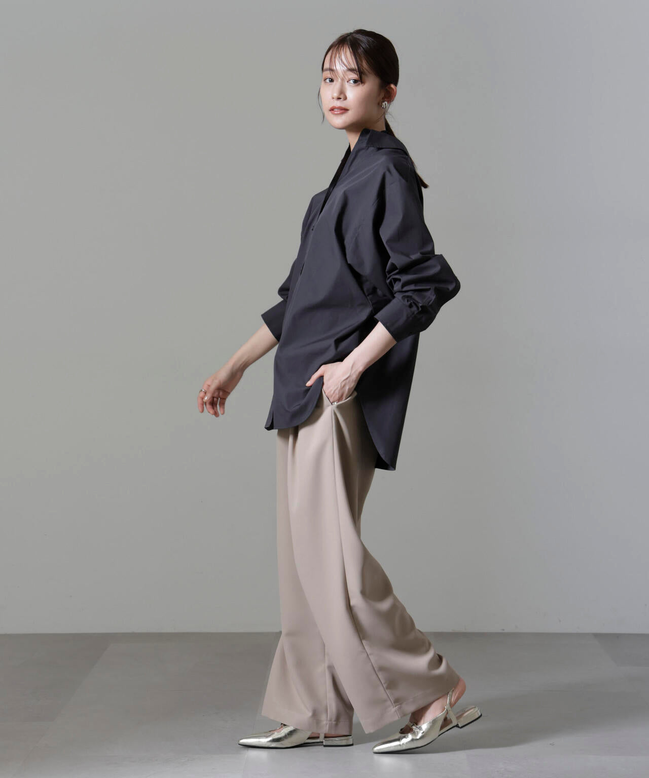 抜け衿 ボリューム スリーブ シャツ