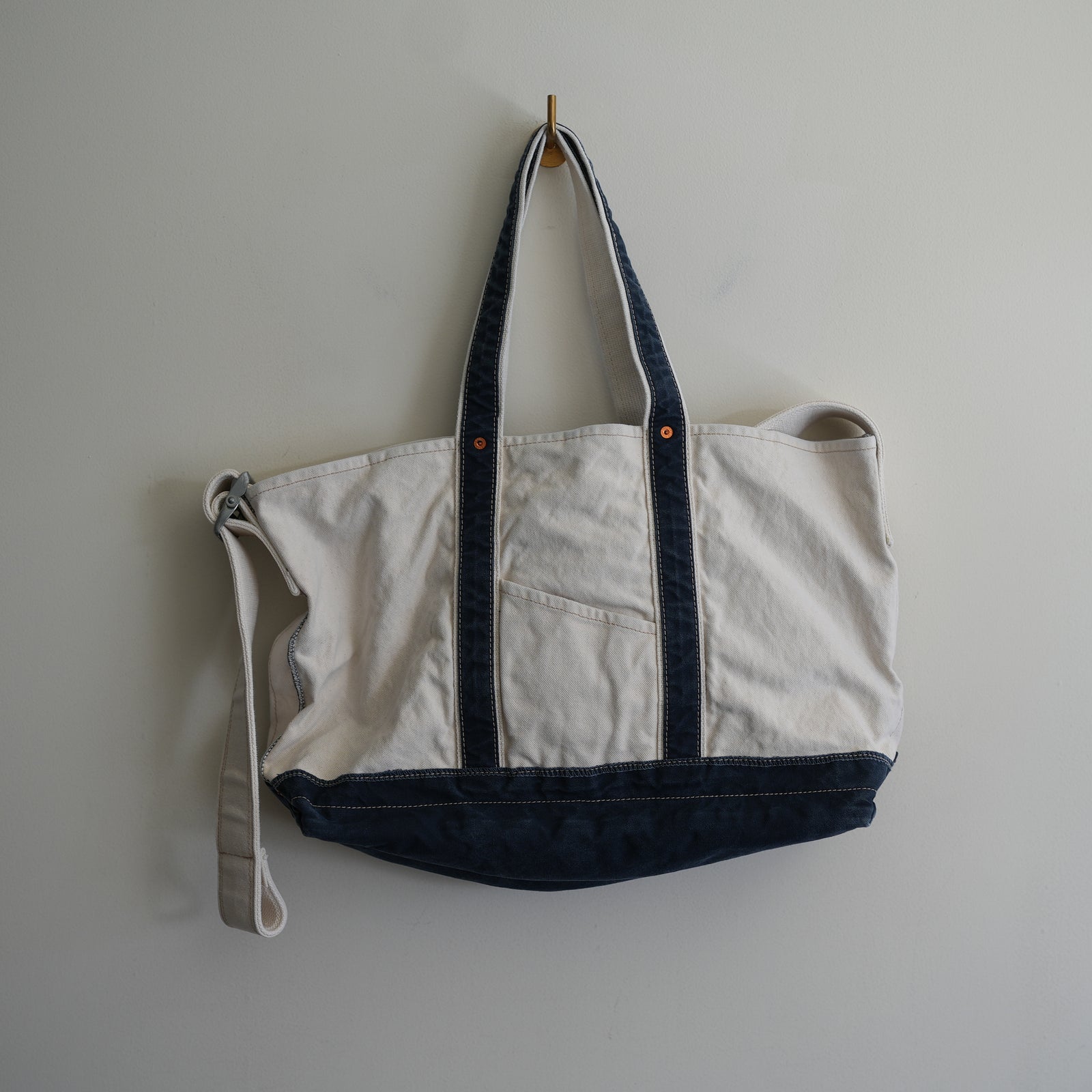 NICENESS AGED EFFECT CANVAS SHOULDER TOTE BAG 