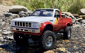 RC4WD Trail Finder 2 RTR w/1982 Toyota Pickup Hard Body Set