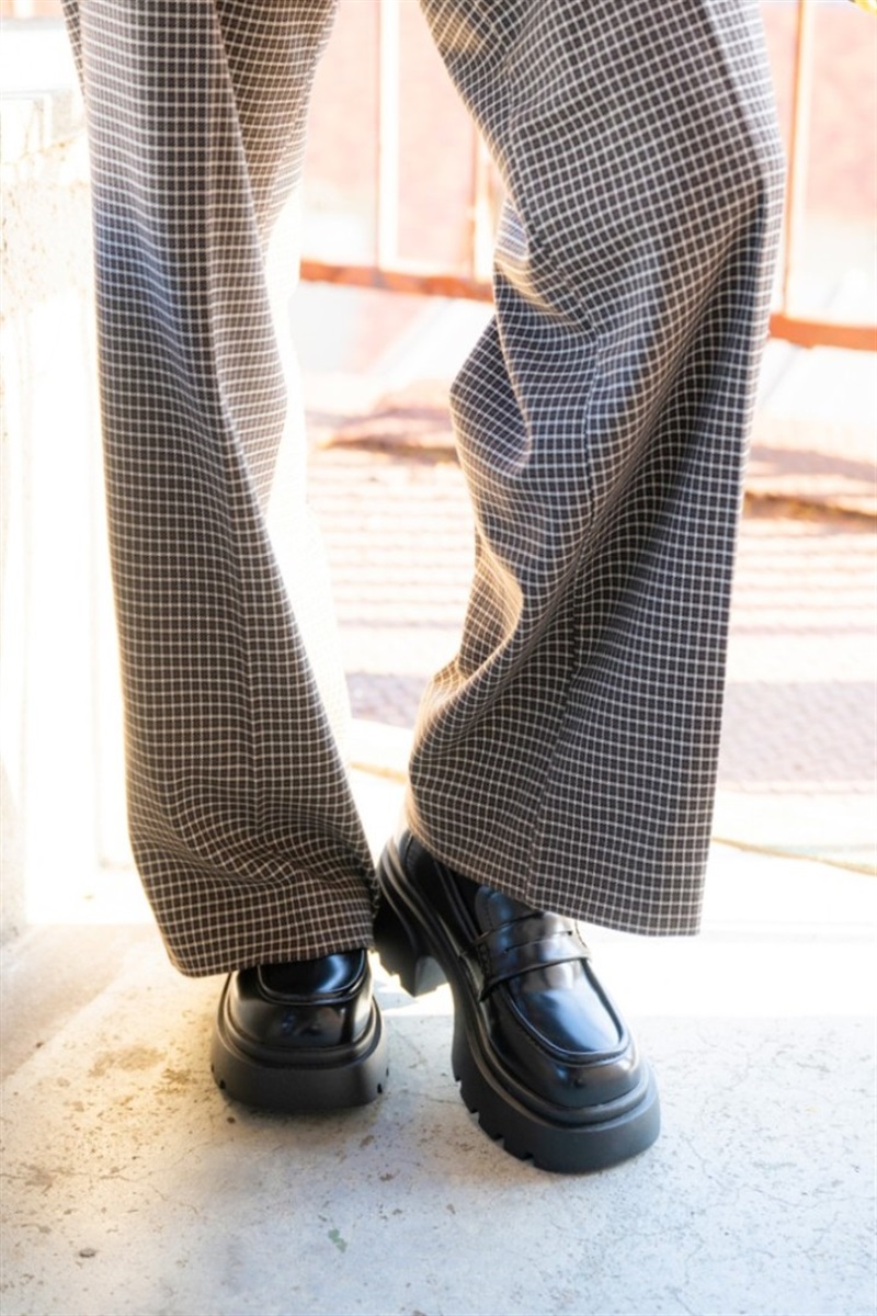 wee willie 厚底ボリュームソールコインローファー｜R&E REZOY