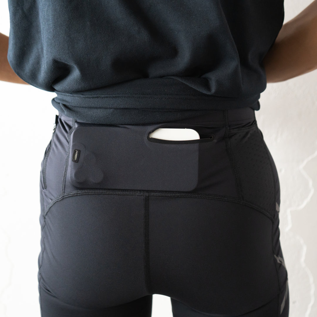 2XU | MCS メンズ ランコンプレッション ショートタイツ – Runtrip Store