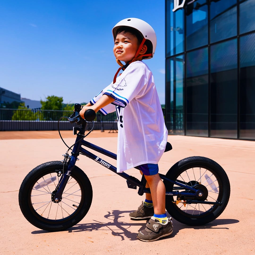 へんしんバイクC14 埼玉西武ライオンズモデル【製造台数限定】: キッズ