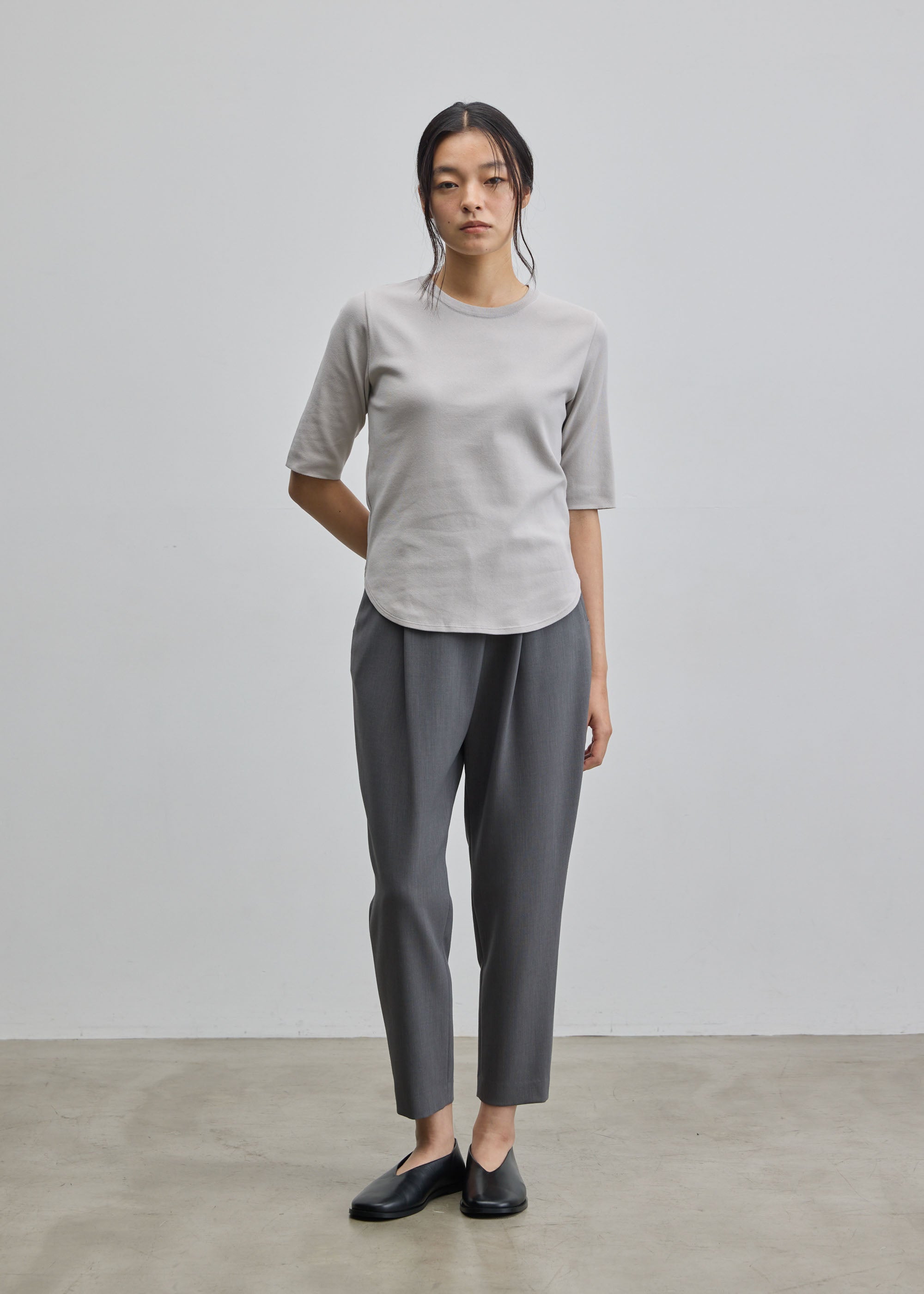 ウールライクタックパンツ - SOÉJU online store｜上質な大人の女性の