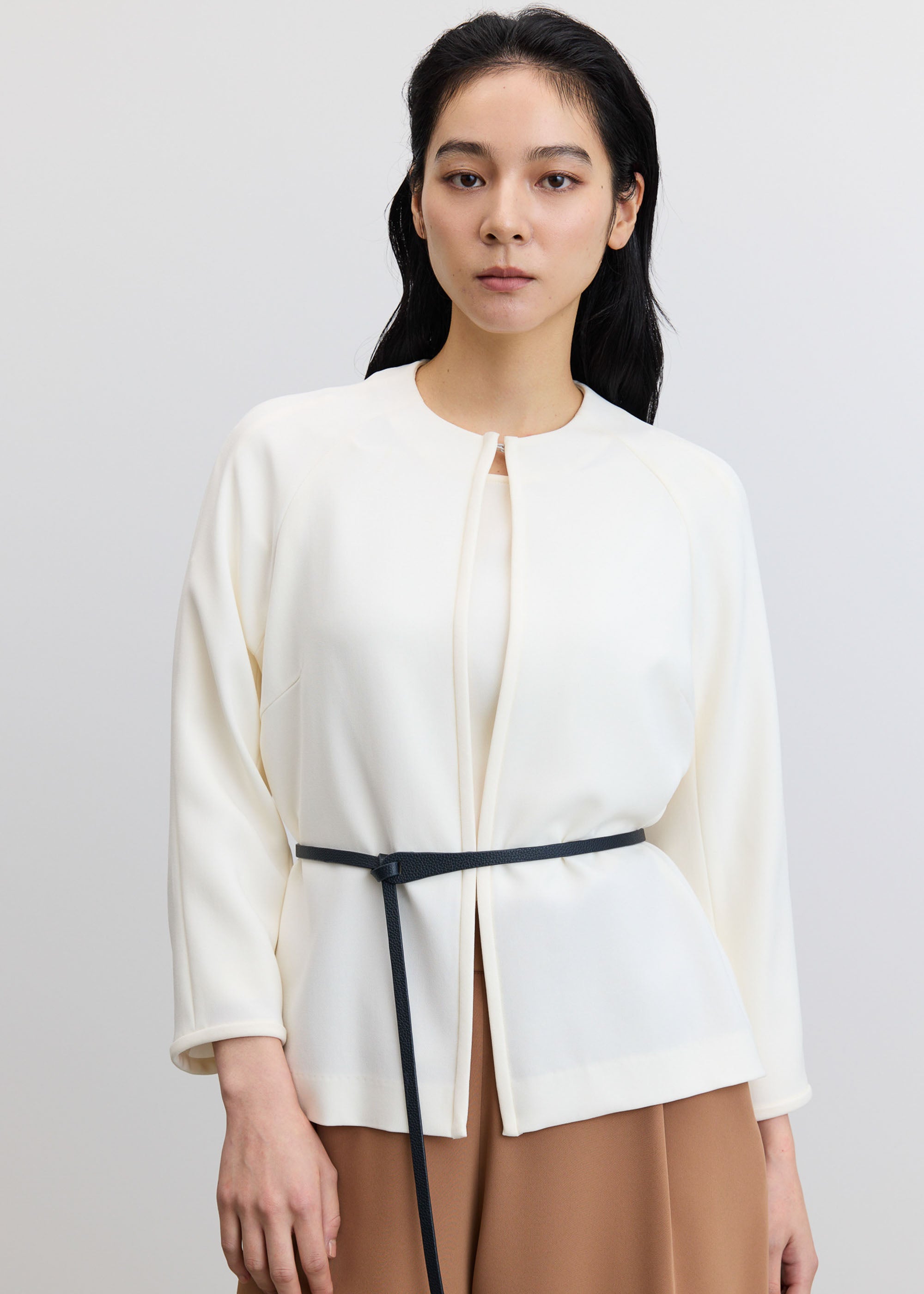 フロントホック8分袖ジャケット - SOÉJU online store｜上質な大人の