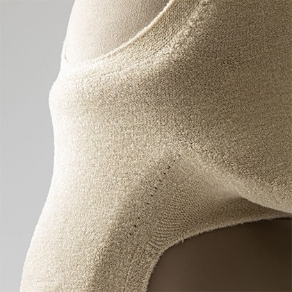 ねこみみニット(しっぽ付き) ベージュ | LOVOT ウェブストア