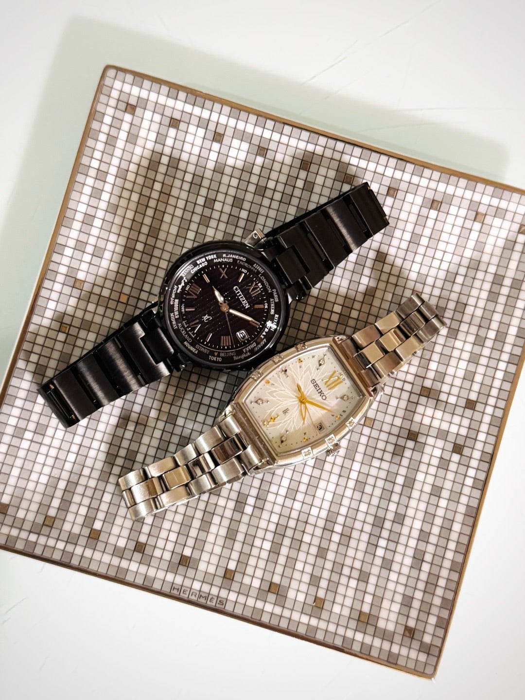 CITIZEN クロスシーの時計デビュー ソーブラックで SEIKOルキアと軽く