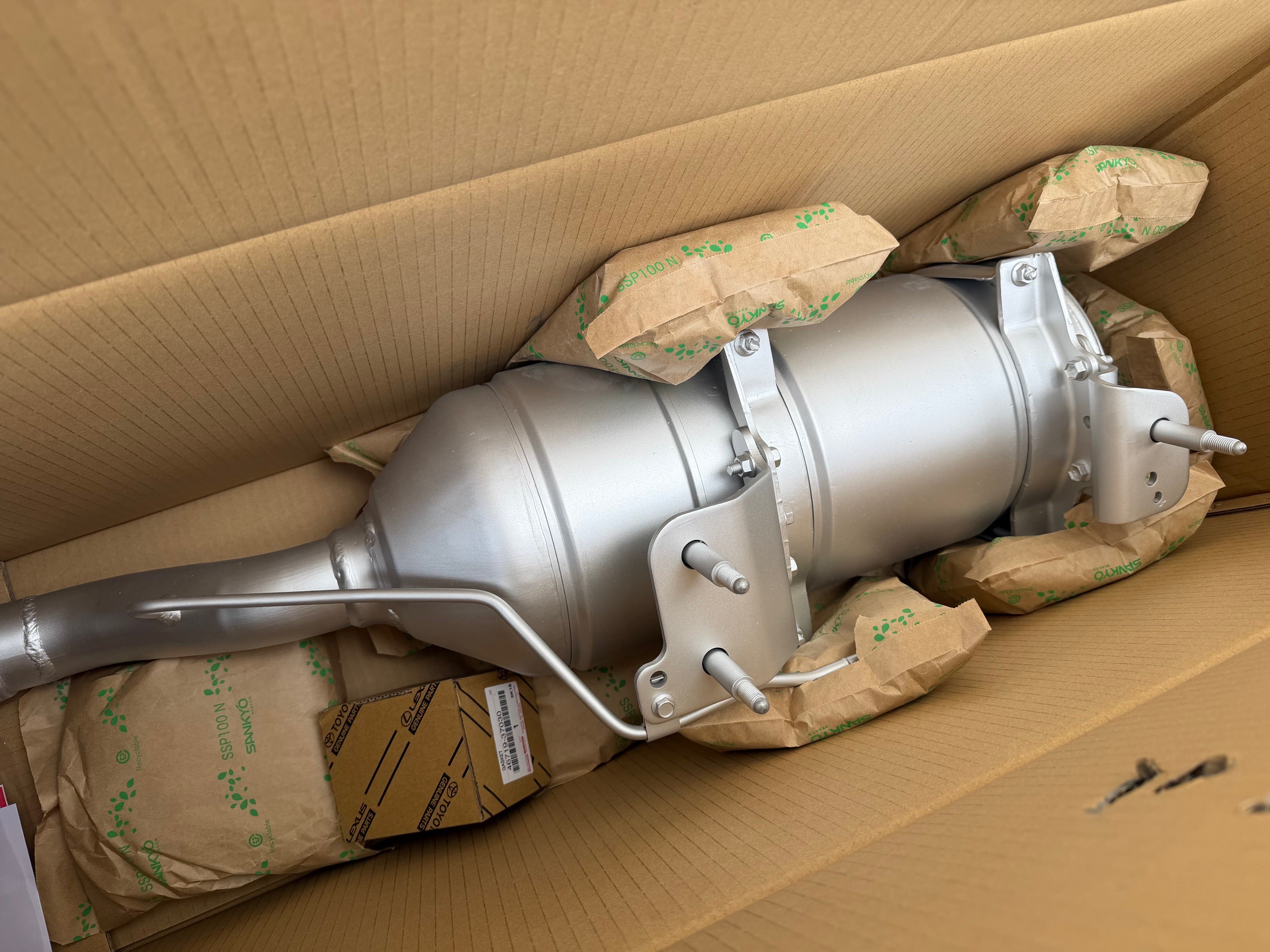 トヨタダイナ、触媒詰まり修理！大阪府、奈良県、京都府、兵庫県